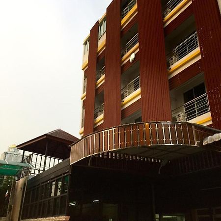 曼谷房间58公寓式酒店 外观 照片